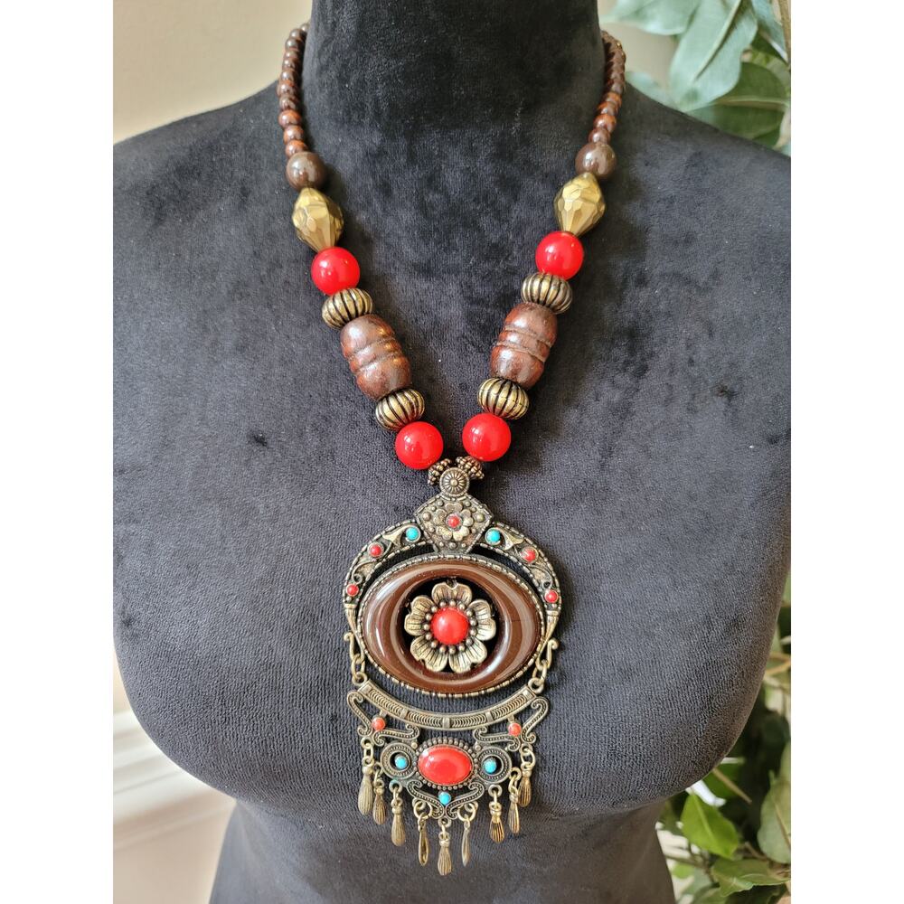 Women's Bohemian Antique Brass Statement Necklace With Lobster Clasp Red Beads - Picture 2 of 7